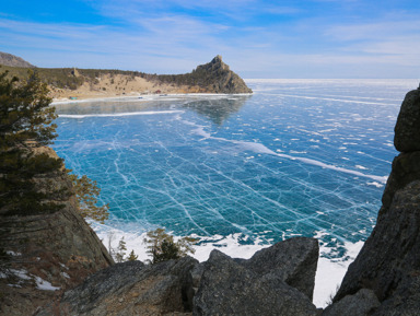 Экскурсия в бухту Песчаную на хивусе из Листвянки