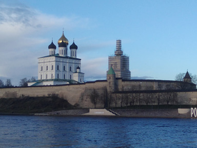 Экскурсия по Псковскому Крому с променадом по набережным