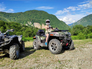Драйв на квадроциклах по бездорожью – групповая экскурсия