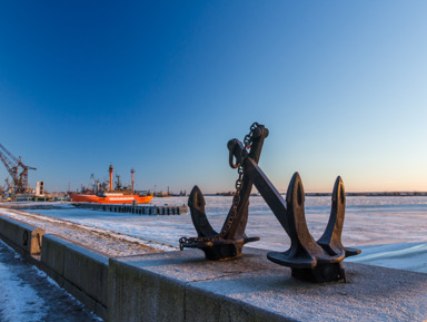 Кронштадт: Морской собор, Петровский док и музеи – групповая экскурсия