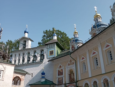 Паломничество в Свято-Успенский Псково-Печерский монастырь – индивидуальная экскурсия