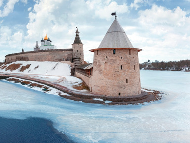 Древние крепости России: Великий Новгород, Изборск, Псков и Печоры – групповая экскурсия