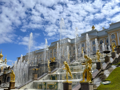 В Петергоф к искрящимся фонтанам на комфортабельном автомобиле – индивидуальная экскурсия
