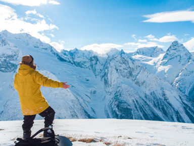  Поездка в Домбай на комфортабельных внедорожниках из Кисловодска – индивидуальная экскурсия