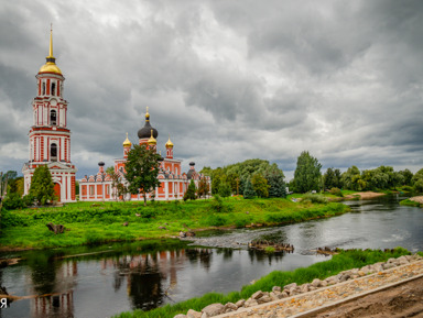 Вернисаж в Старой Руссе – групповая экскурсия