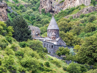 Ереван — Тбилиси: красивый, интересный и удобный путь – индивидуальная экскурсия