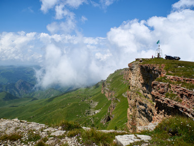 Тур в горы на Плато Бермамыт из Кисловодска – групповая экскурсия