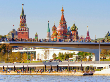Водная прогулка по Москве: круиз на яхте Рэдиссон с аудиогидом – групповая экскурсия
