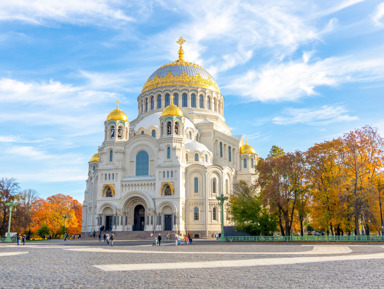 Экскурсия в Кронштадт и Петергоф на автомобиле с профессиональным краеведом