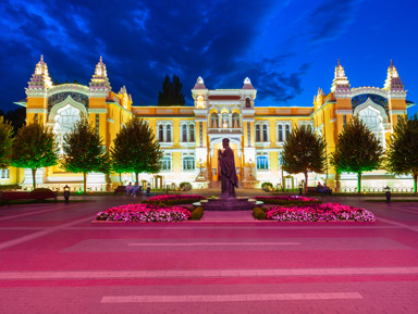 Прогулка по вечернему Кисловодску: дегустация нарзана и шоу фонтанов – групповая экскурсия