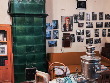 Индивидуальная экскурсия: тур по дворам и парадным с квартирой Довлатова