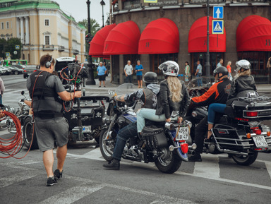 Прогулка на мотоциклах с фотосетом:  «Вечерний Ленинград»  – индивидуальная экскурсия