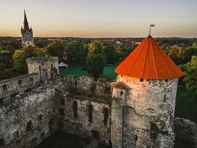Замки и парки — в Цесис из Риги – групповая экскурсия
