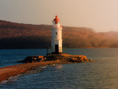 Вечерняя экскурсия по акватории Владивостока на катере