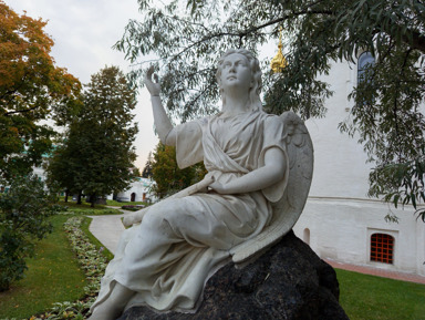 «О женских судьбах в Новодевичьем монастыре» — пешеходная экскурсия