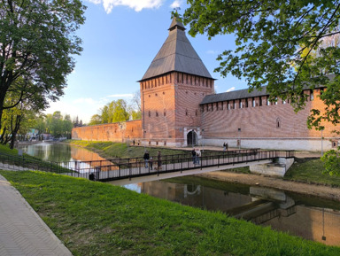 Пешеходная обзорная экскурсия «Прогулка по старому городу…»