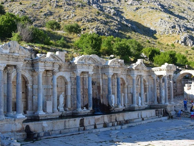 Экскурсия по древнему городу Сагалассос с посещением озера Салда