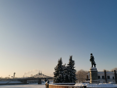 Живые истории старого города: обзорная прогулка по историческому центру – индивидуальная экскурсия