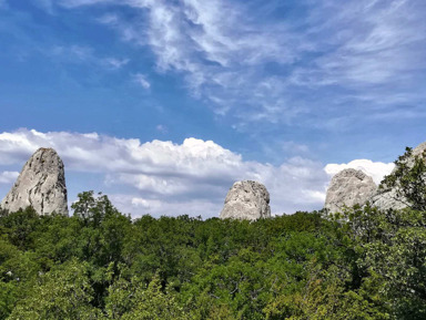 Храм Солнца — место силы в Крымских горах – групповая экскурсия