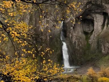 Водопады Джилы-Су и закат на плато Бермамыт за один день из Кисловодска – групповая экскурсия