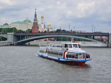 Экскурсия на теплоходе от Китай-города: "Москва с нового ракурса"