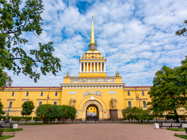 Обзорная по Петербургу и Петропавловская крепость с личным гидом – индивидуальная экскурсия