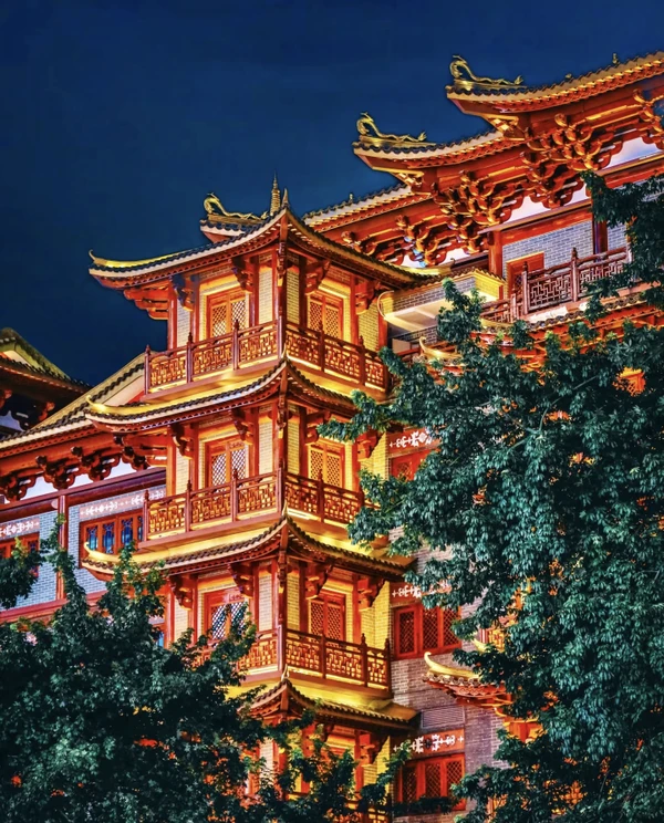 Ночной тур по Гуанчжоу: круиз по реке и скрытые смотровые площадки – индивидуальная экскурсия