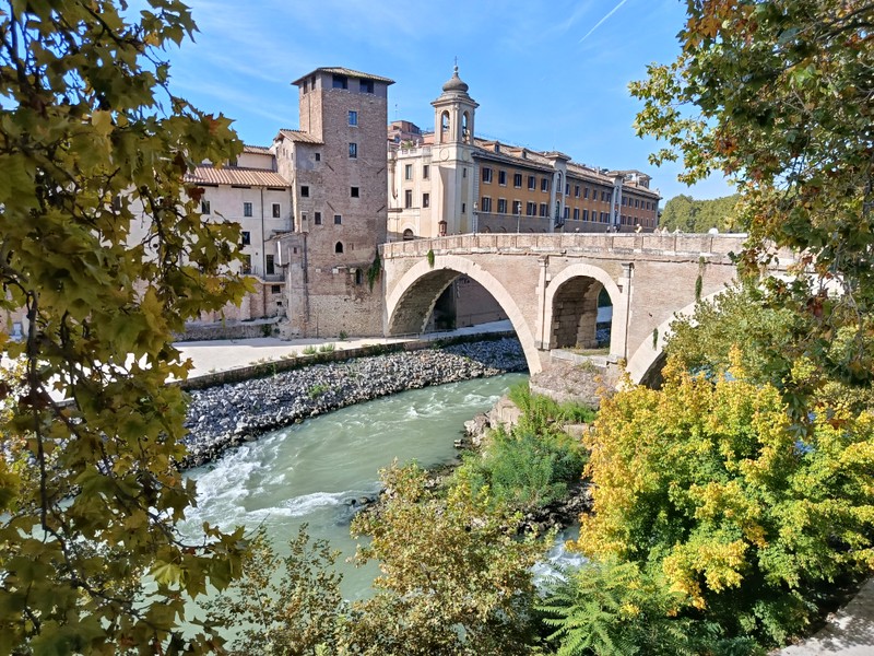 Незнакомый Рим: от цезарей до гетто — история в камнях и судьбах – индивидуальная экскурсия