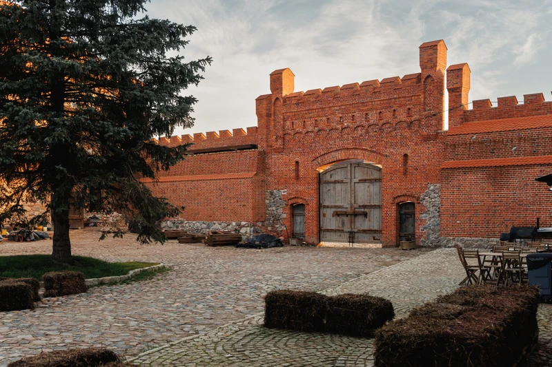 Из Калининграда — в Тапиау, Вальдау и Нойхаузен – групповая экскурсия