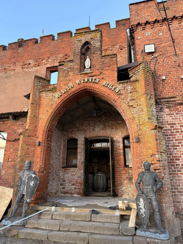 Замки Шаакен и Нессельбек — из Зеленоградска – групповая экскурсия