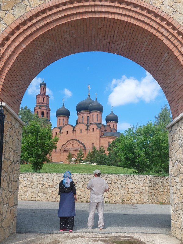 Из Уфы — к монастырю «Святые кустики», парку «Красный ключ» и экоусадьбе Ивановых – индивидуальная экскурсия