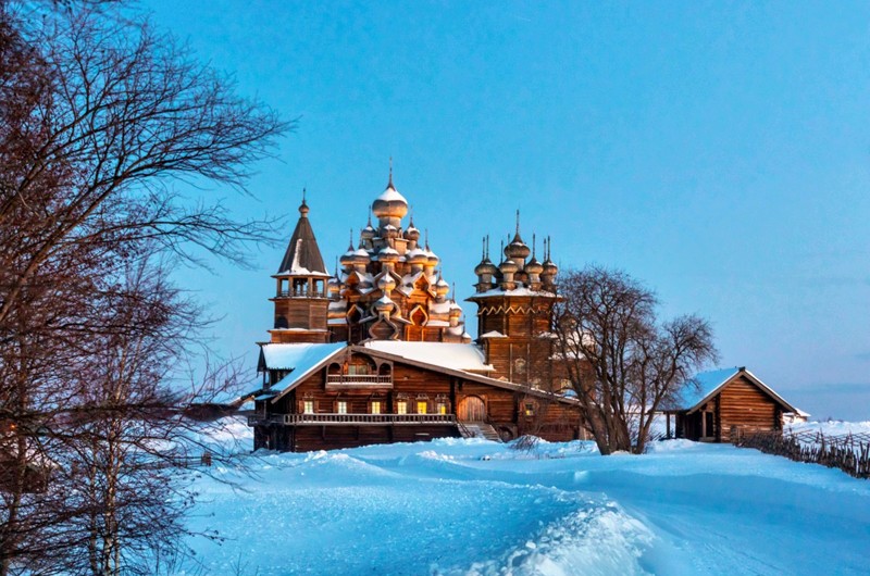 Кижи и Заонежье: автобусная экскурсия из Петрозаводска (всё включено)