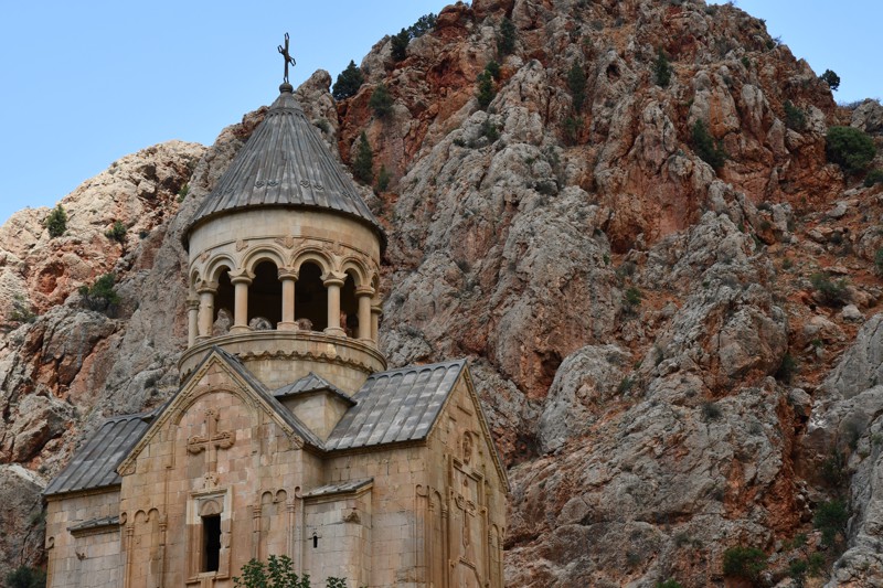 От Еревана до Севана: узнать Армению через храмы, горы и людей – авторский тур