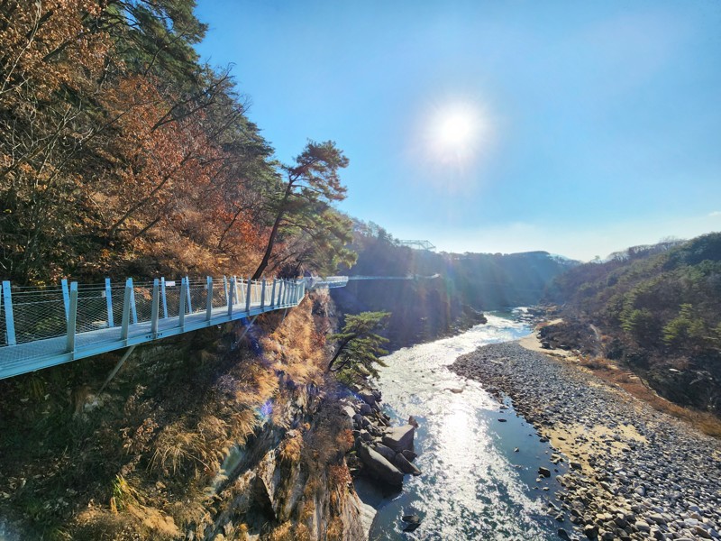 Заповедная Корея: парк ЮНЕСКО, водопад, стеклянный мост и обед (всё включено) – индивидуальная экскурсия