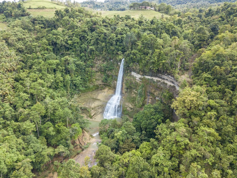 Поездка к живописному водопаду Канумантад – индивидуальная экскурсия