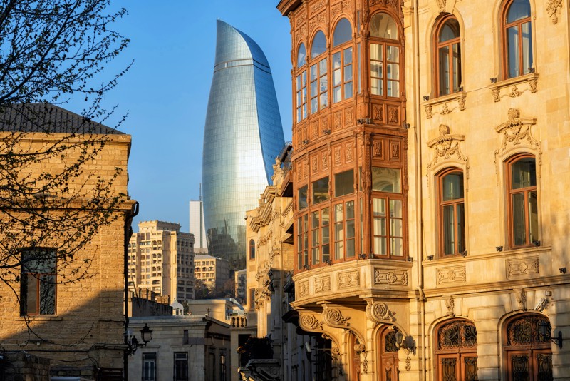 Знакомство с новым и старым Баку
