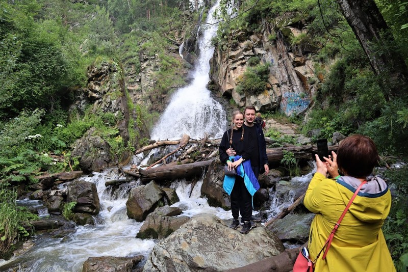 Алтайские чудеса: водопады, горы, озера и марсианские пейзажи – авторский тур