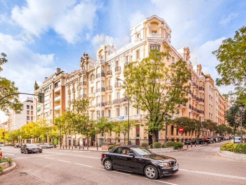 Изысканный Мадрид: прогулка по аристократической Саламанке – индивидуальная экскурсия