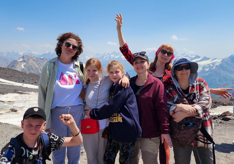 В гости к местным семьям: каникулы для взрослых и детей на Кавказе