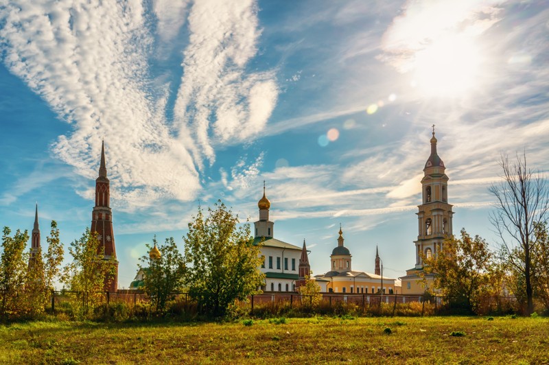 Старо-Голутвин монастырь с православным гидом – индивидуальная экскурсия