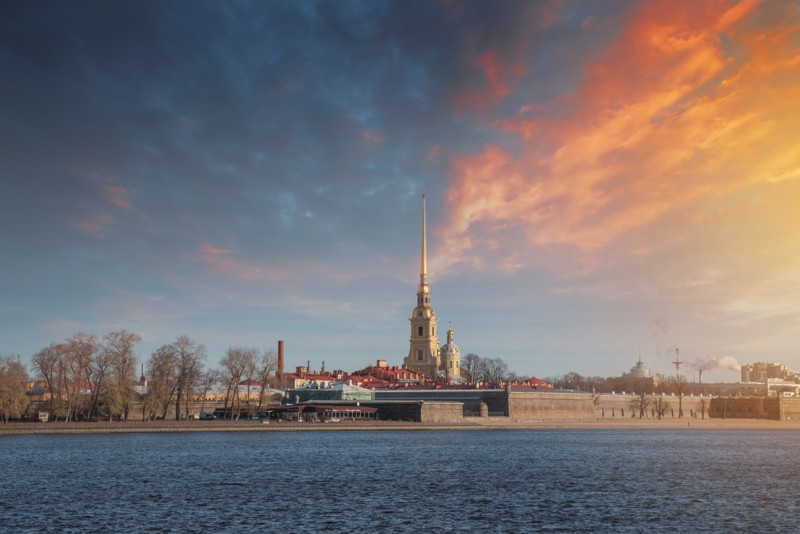 Променад по Петропавловской крепости в мини-группе – групповая экскурсия