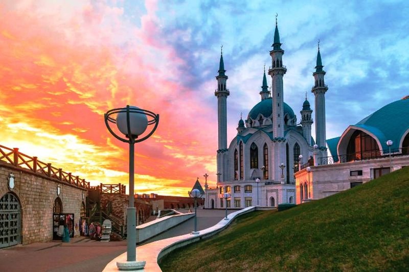 Казанский кремль в вечерних огнях – индивидуальная экскурсия