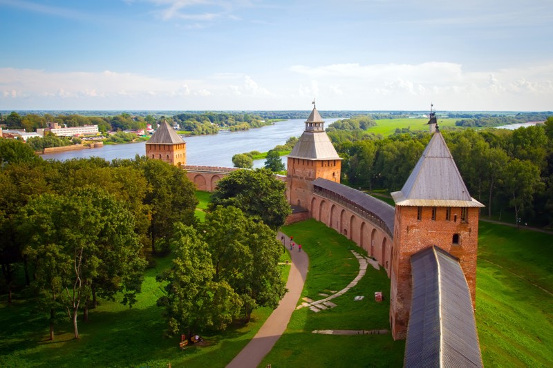 Великий Новгород: прогулка вдоль Кремлёвской стены – индивидуальная экскурсия