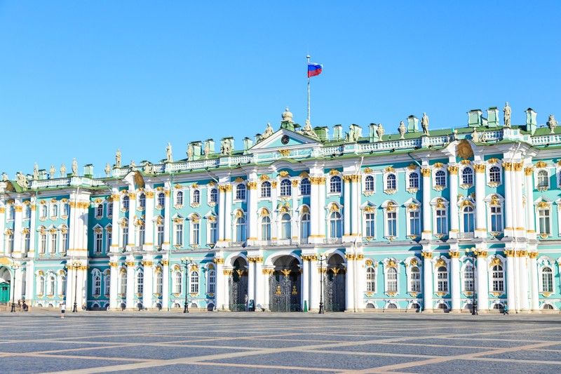 Автобусная экскурсия по Петербургу с посещением Эрмитажа (всё включено)