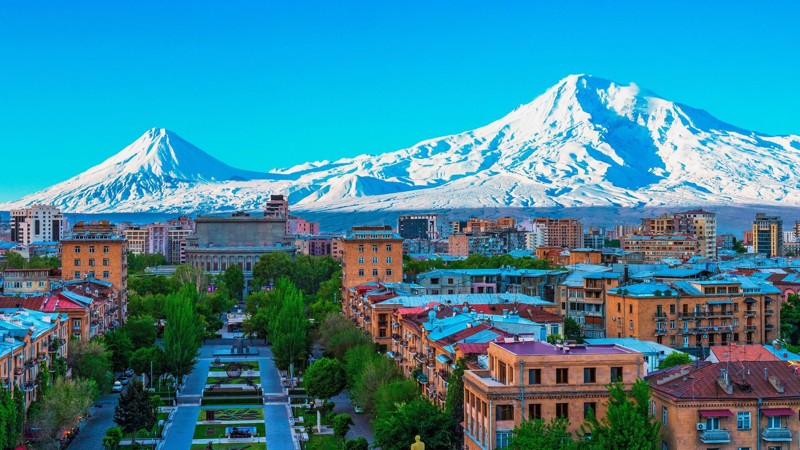Здравствуй, древний и солнечный Ереван! – групповая экскурсия