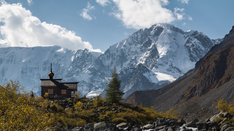 В горы Алтая без рюкзаков и с комфортом — включено всё: проживание, питание и приключения – авторский тур