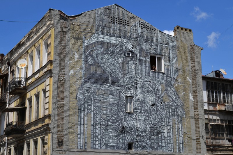 Стрит-арт и граффити Тбилиси в мини-группе – групповая экскурсия