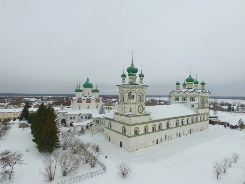 Три монастыря Великого Новгорода (на вашем автомобиле) – индивидуальная экскурсия