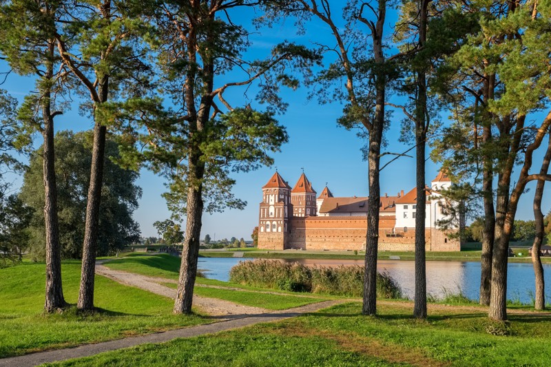 Средневековые замки и усадьбы художников: путешествие по четырём городам Беларуси – авторский тур