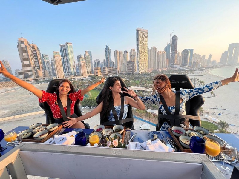 Над небоскребами Дубая: обед на высоте – индивидуальная экскурсия